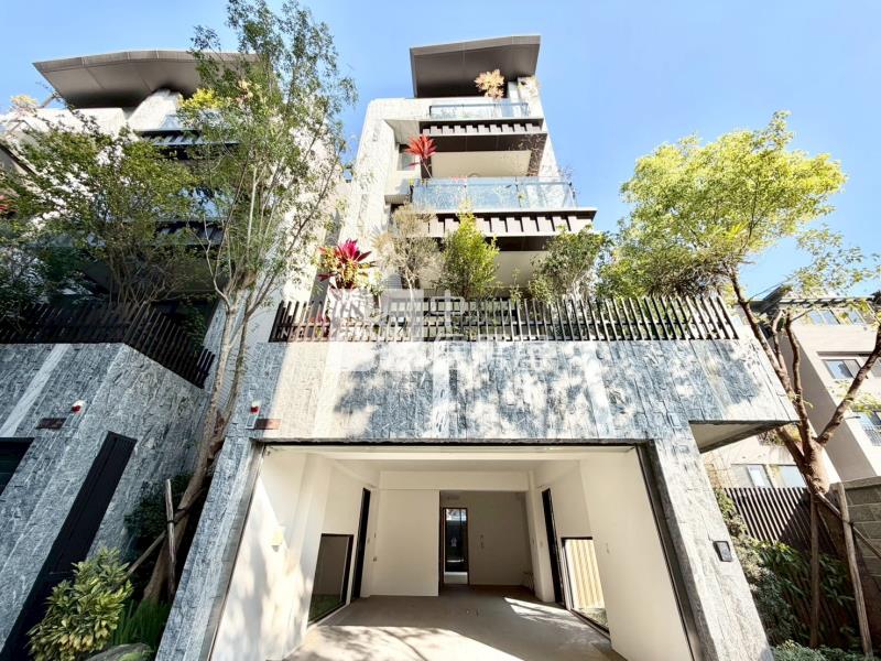 基創御山單元十二南興公園獨棟全新電梯別墅房屋室內格局與周邊環境