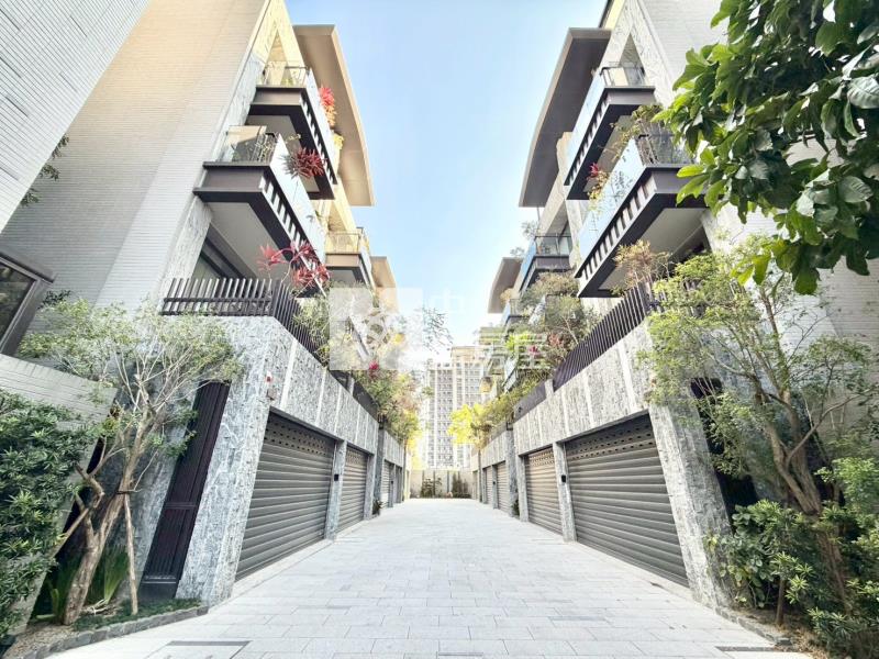 基創御山單元十二南興公園獨棟全新電梯別墅房屋室內格局與周邊環境