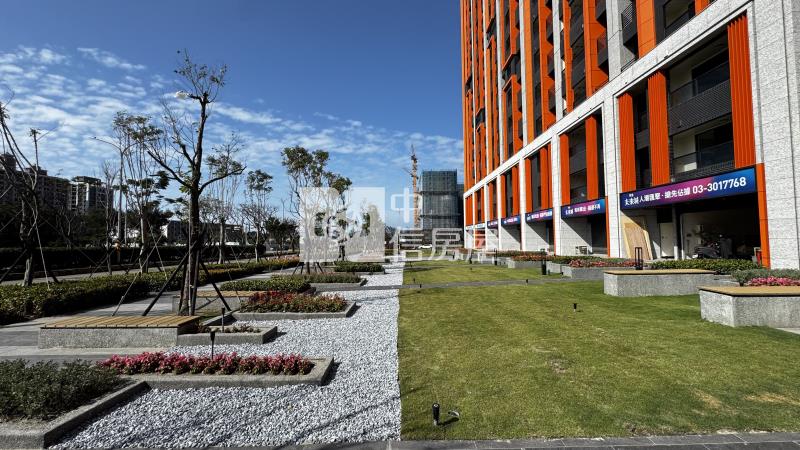 【神馬】客運園區-璟都未來城角間雙店面(S8+S9)房屋室內格局與周邊環境