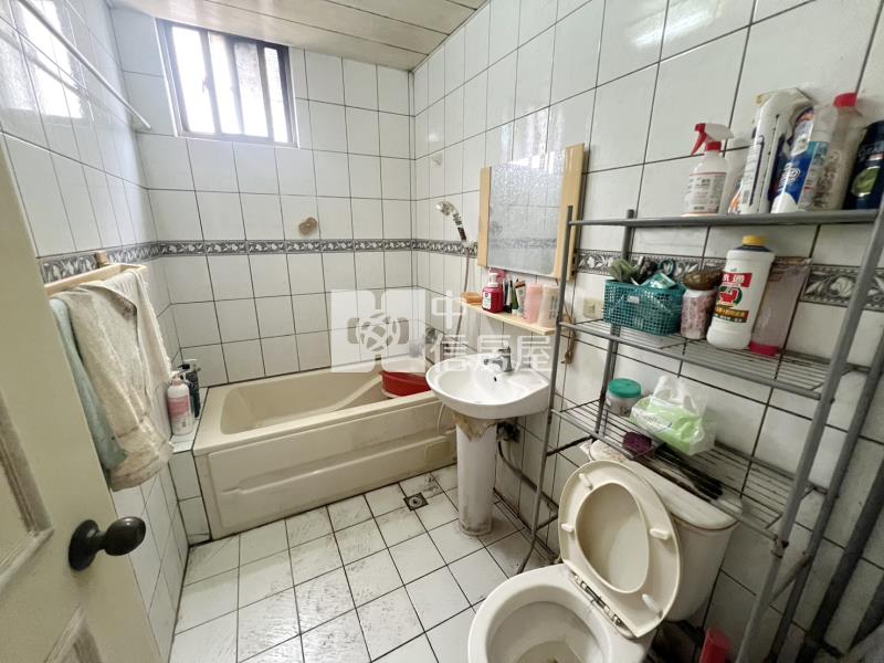 南勢家樂福活巷邊間超值透天房屋室內格局與周邊環境