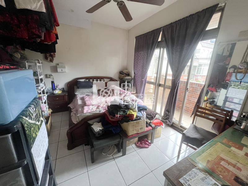 南勢家樂福活巷邊間超值透天房屋室內格局與周邊環境