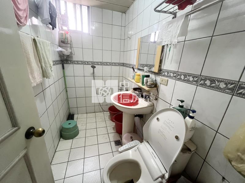 南勢家樂福活巷邊間超值透天房屋室內格局與周邊環境