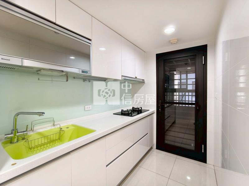 高樓景觀溫馨三房雙衛開窗通風好屋況新穎可直接入住(專)房屋室內格局與周邊環境