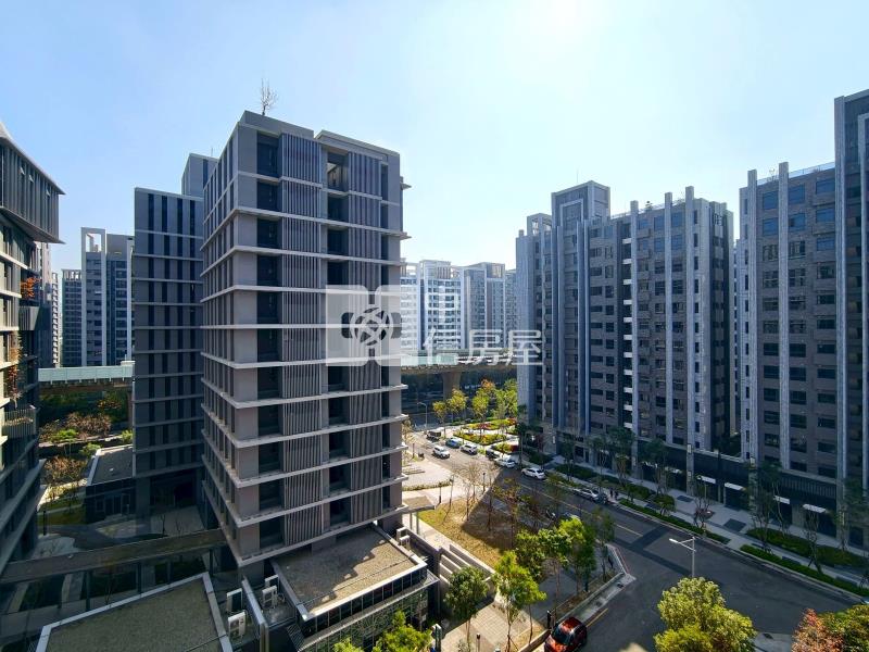 高樓景觀溫馨三房雙衛開窗通風好屋況新穎可直接入住(專)房屋室內格局與周邊環境