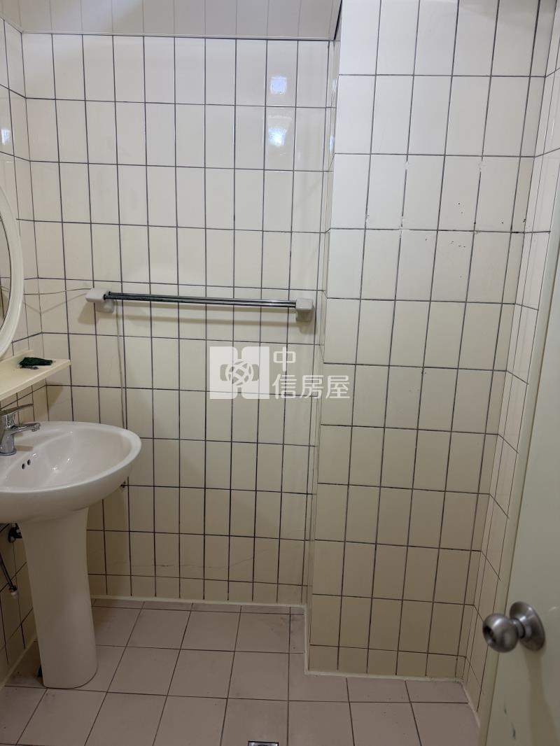 中原小富翁美套房房屋室內格局與周邊環境