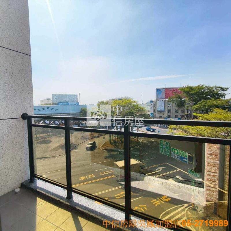 市中心全新雙車電梯店墅房屋室內格局與周邊環境