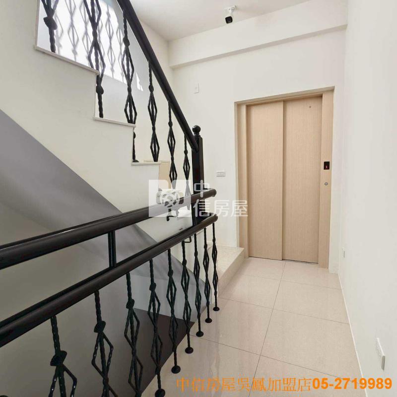 市中心全新雙車電梯店墅房屋室內格局與周邊環境