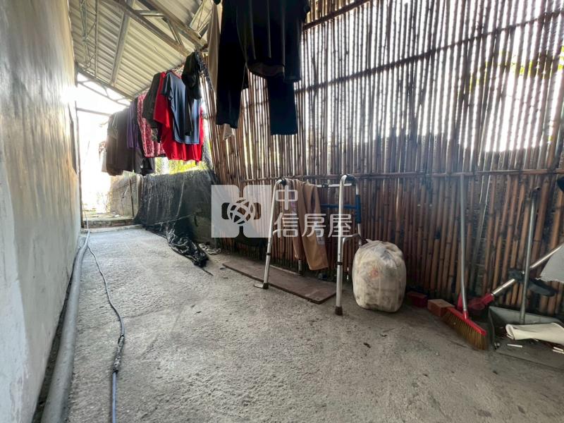 C1-58近市區原保建地上有平房房屋室內格局與周邊環境