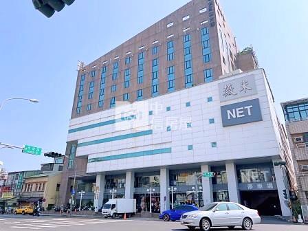 屏東房屋 民族夜市雙面逗市金店面房屋室內格局與周邊環境