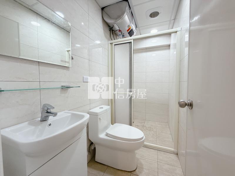 中原商圈.一房一廳大空間電梯套房房屋室內格局與周邊環境