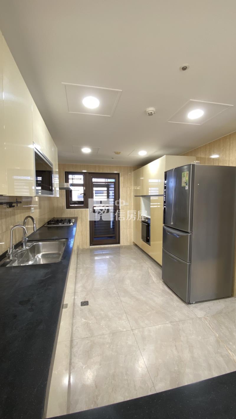 中壢SOGO景觀豪宅房屋室內格局與周邊環境