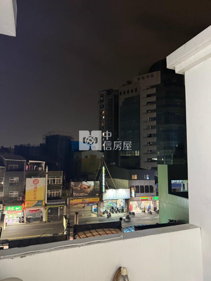 近南紡傳奇透天房屋室內格局與周邊環境