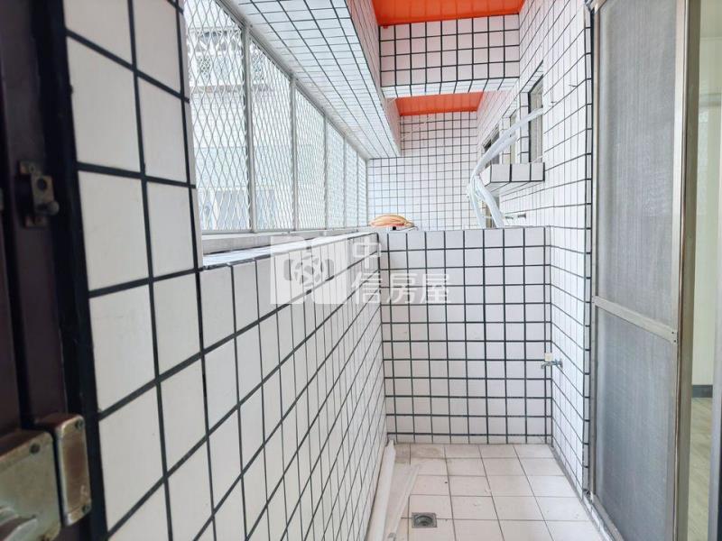 永聚一生-太原車站大三房休旅車位房屋室內格局與周邊環境