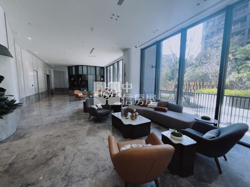 青埔時尚苑2房車房屋室內格局與周邊環境