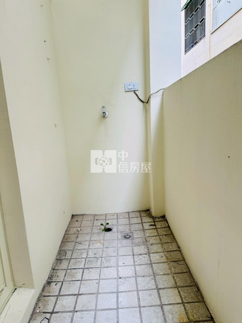 正瑞梅國小旁公園學區透天房屋室內格局與周邊環境