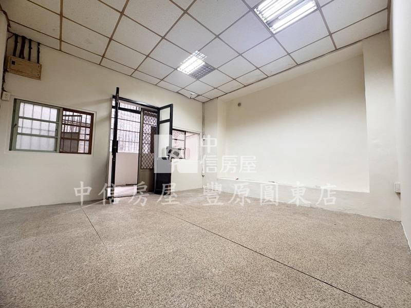 水岸花都平房房屋室內格局與周邊環境