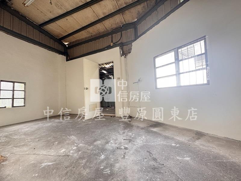 水岸花都平房房屋室內格局與周邊環境