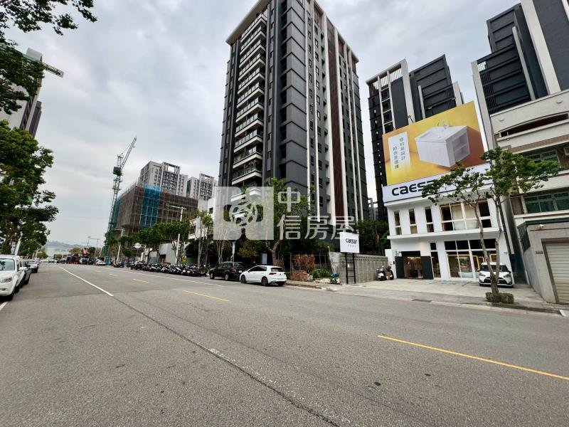 北屯機捷百坪獨棟收租黃金店面房屋室內格局與周邊環境