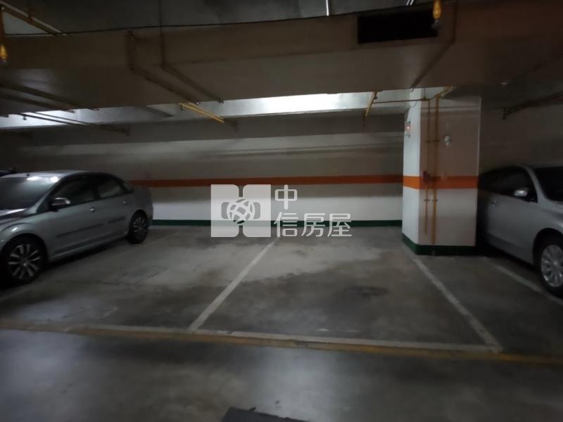 儷景富邑三改二房平車房屋室內格局與周邊環境