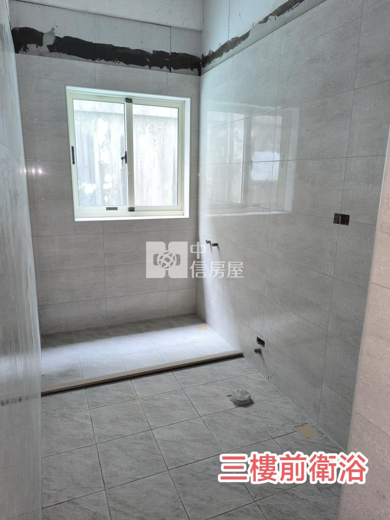 （專簽）何厝國小大地坪透天房屋室內格局與周邊環境