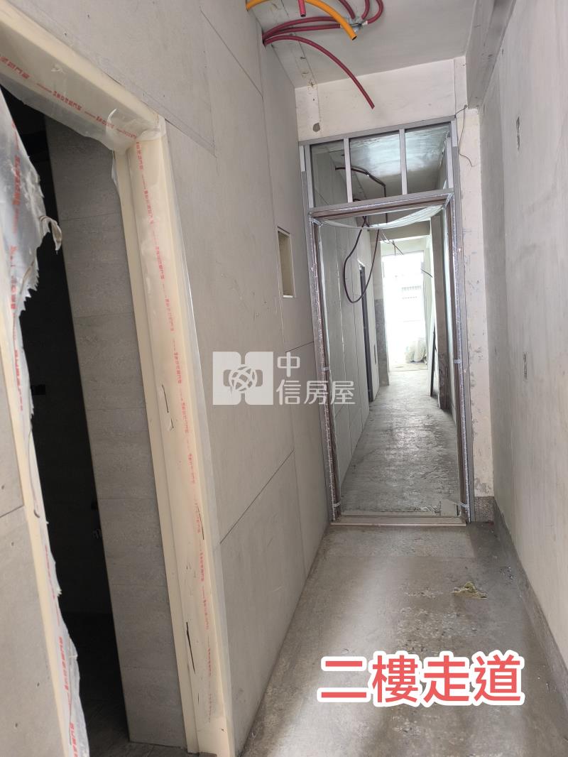 （專簽）何厝國小大地坪透天房屋室內格局與周邊環境