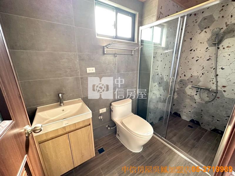 太保近麻魚寮商圈全新車墅房屋室內格局與周邊環境