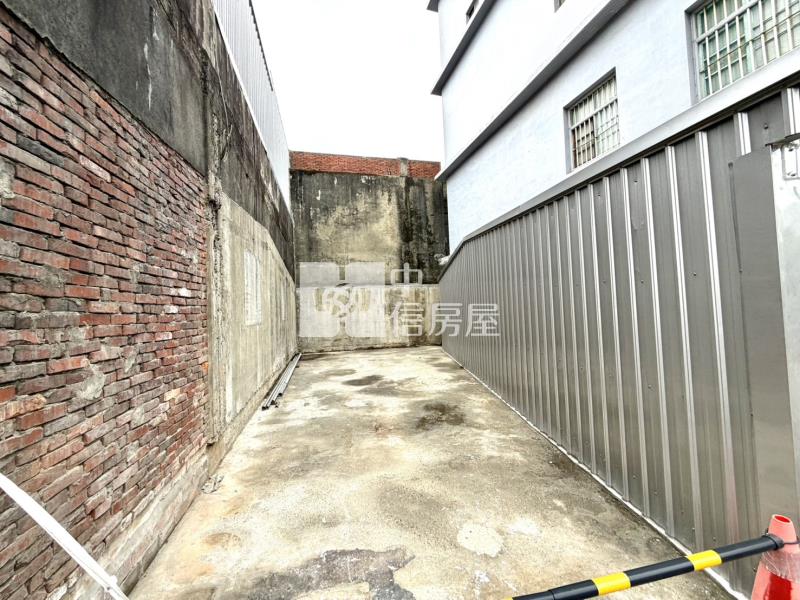 平鎮新光路大地坪雙拼透天"土地50坪多"房屋室內格局與周邊環境