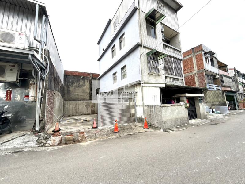 平鎮新光路大地坪雙拼透天"土地50坪多"房屋室內格局與周邊環境