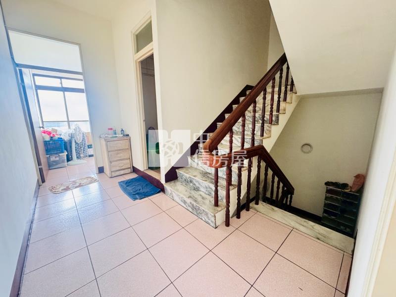 僑建朝南別墅房屋室內格局與周邊環境