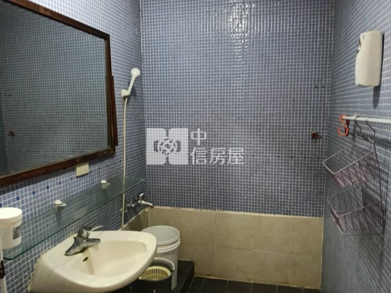 中壢區五族街電梯三房車房屋室內格局與周邊環境