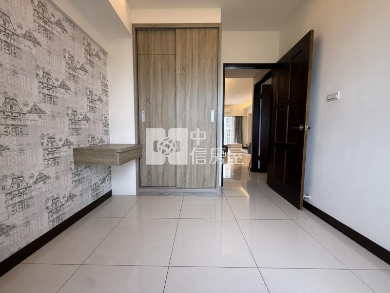 近A19中高樓美景觀兩房車位房屋室內格局與周邊環境