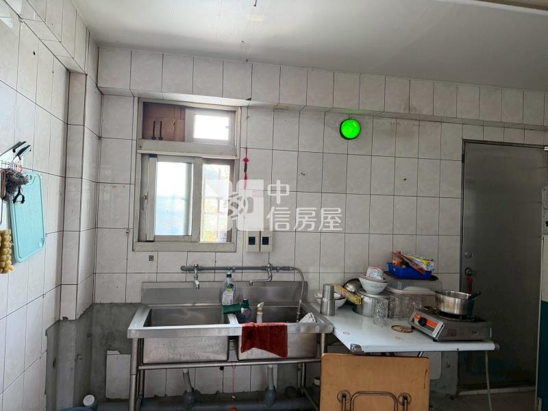 斗六文化路大面寬店面房屋室內格局與周邊環境