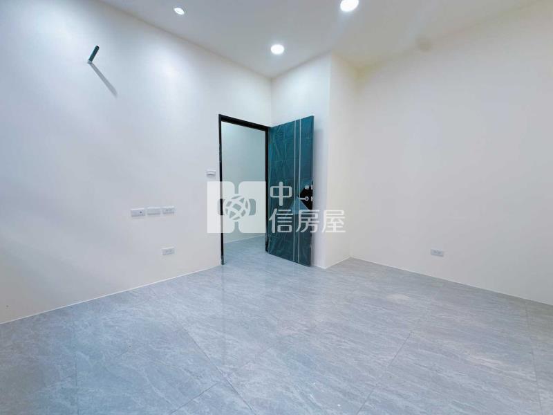 平鎮山仔頂 美裝潢車庫透天房屋室內格局與周邊環境