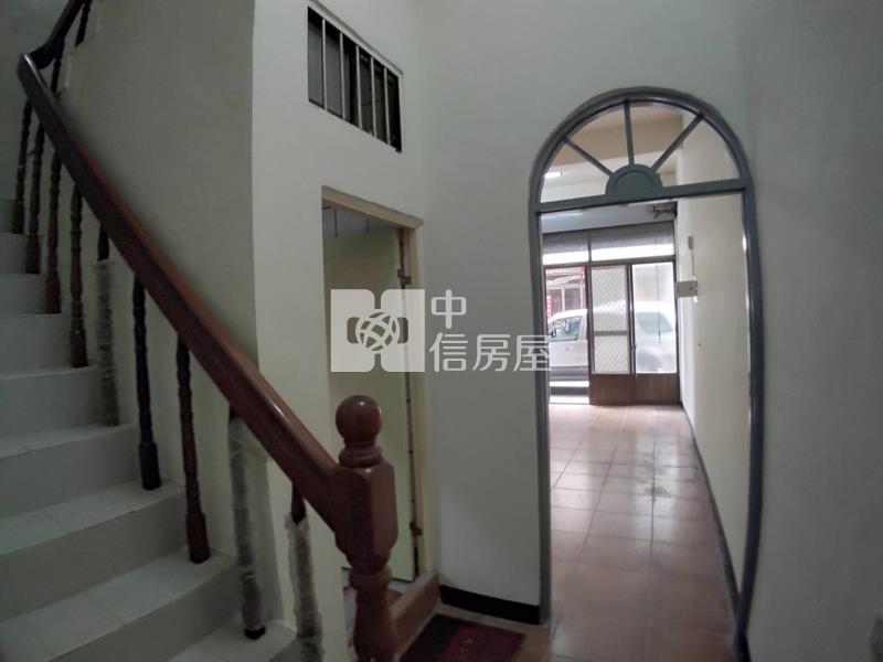 【奔馳】白沙屯海景透天房屋室內格局與周邊環境