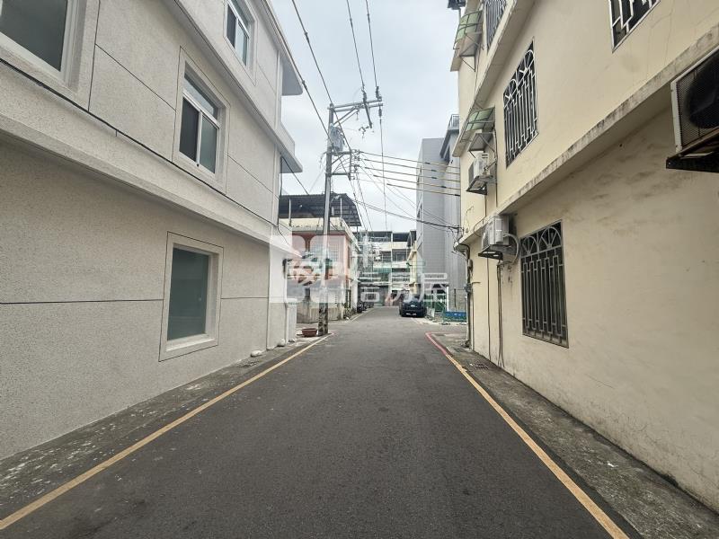 建華國中收租透天房屋室內格局與周邊環境