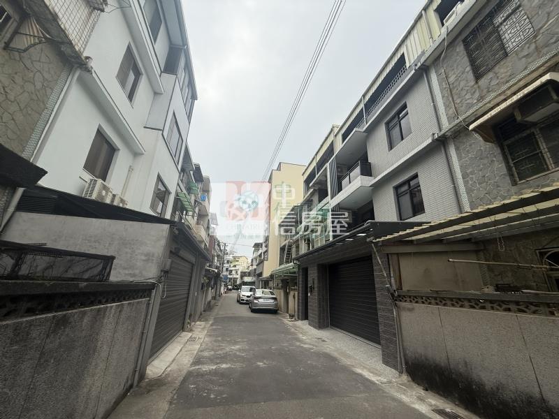 建華國中收租透天房屋室內格局與周邊環境