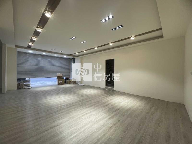 宋屋國小旁三角窗一樓店住房屋室內格局與周邊環境