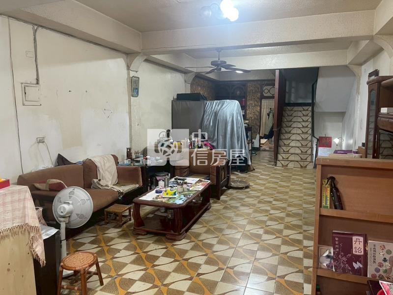 近A21捷運站透天店面房屋室內格局與周邊環境