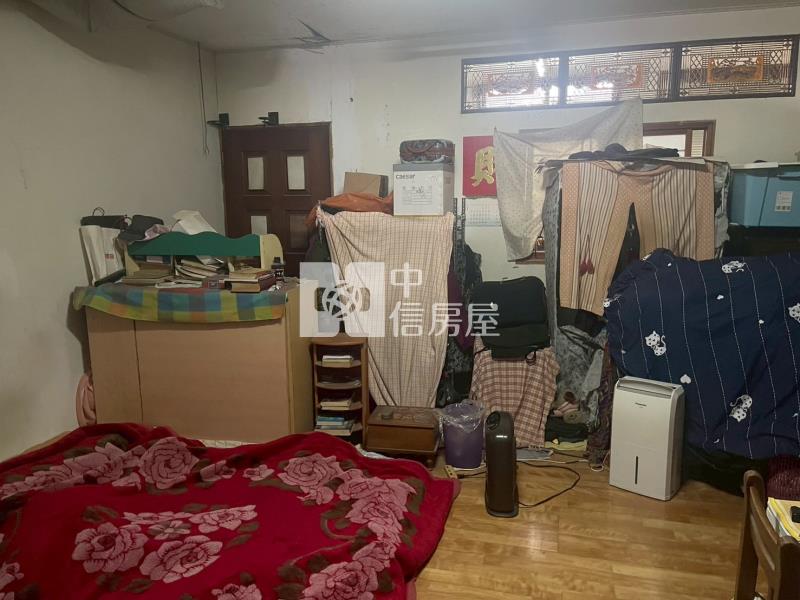 近A21捷運站透天店面房屋室內格局與周邊環境