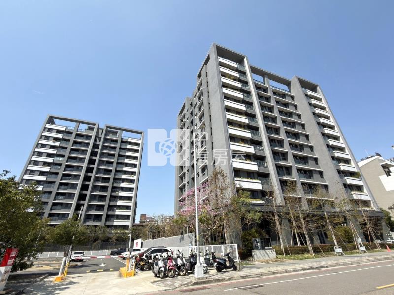 大城仰雲挑高金店面房屋室內格局與周邊環境