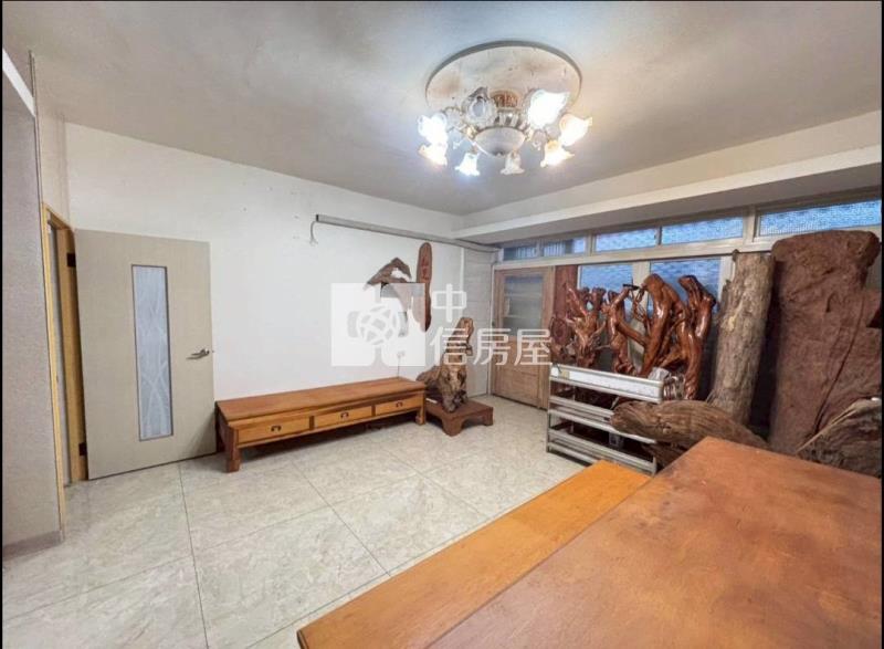 青埔高鐵旁漂亮透天房屋室內格局與周邊環境