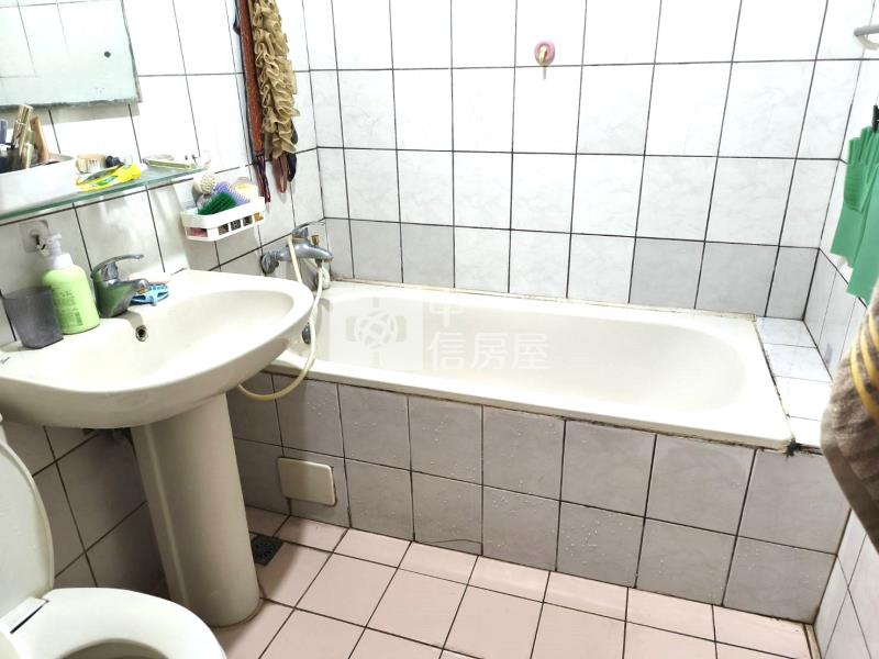 C-39專約．頂好文心稀有三房車房屋室內格局與周邊環境