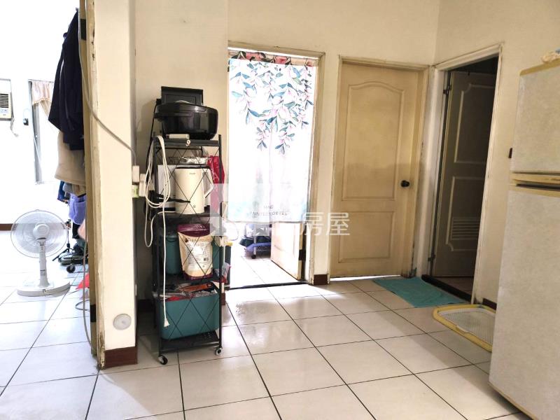 C-39專約．頂好文心稀有三房車房屋室內格局與周邊環境