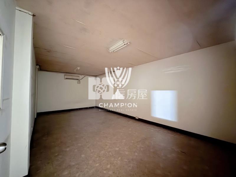 【冠軍】大慶一樓門口方便停車房屋室內格局與周邊環境