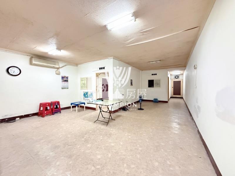 【冠軍】大慶一樓門口方便停車房屋室內格局與周邊環境