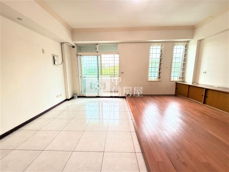 十期東山高中臨路大地坪雙車別墅房屋室內格局與周邊環境