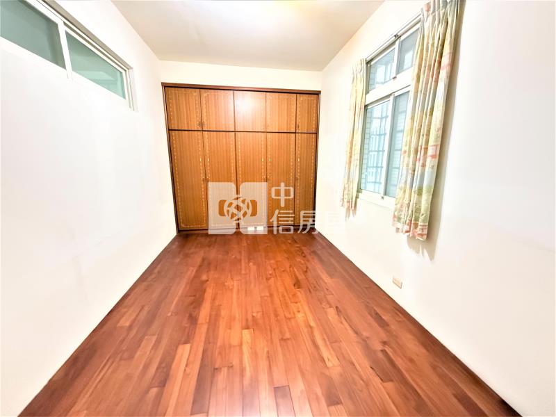 十期東山高中臨路大地坪雙車別墅房屋室內格局與周邊環境