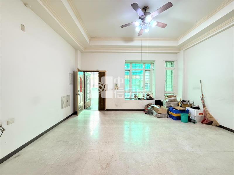 十期東山高中臨路大地坪雙車別墅房屋室內格局與周邊環境