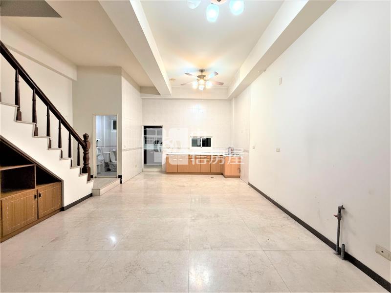 十期東山高中臨路大地坪雙車別墅房屋室內格局與周邊環境