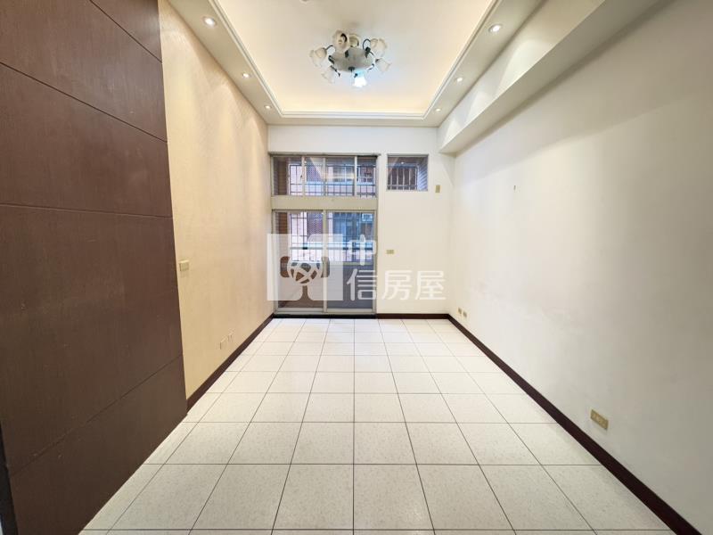 工學商圈採光2+1房美屋房屋室內格局與周邊環境